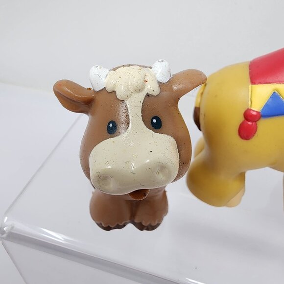 Vintage Fisher-Price Nativity Set 4pc Animals Donkey Cow Camel Sheep Figures - Picture 2 of 10